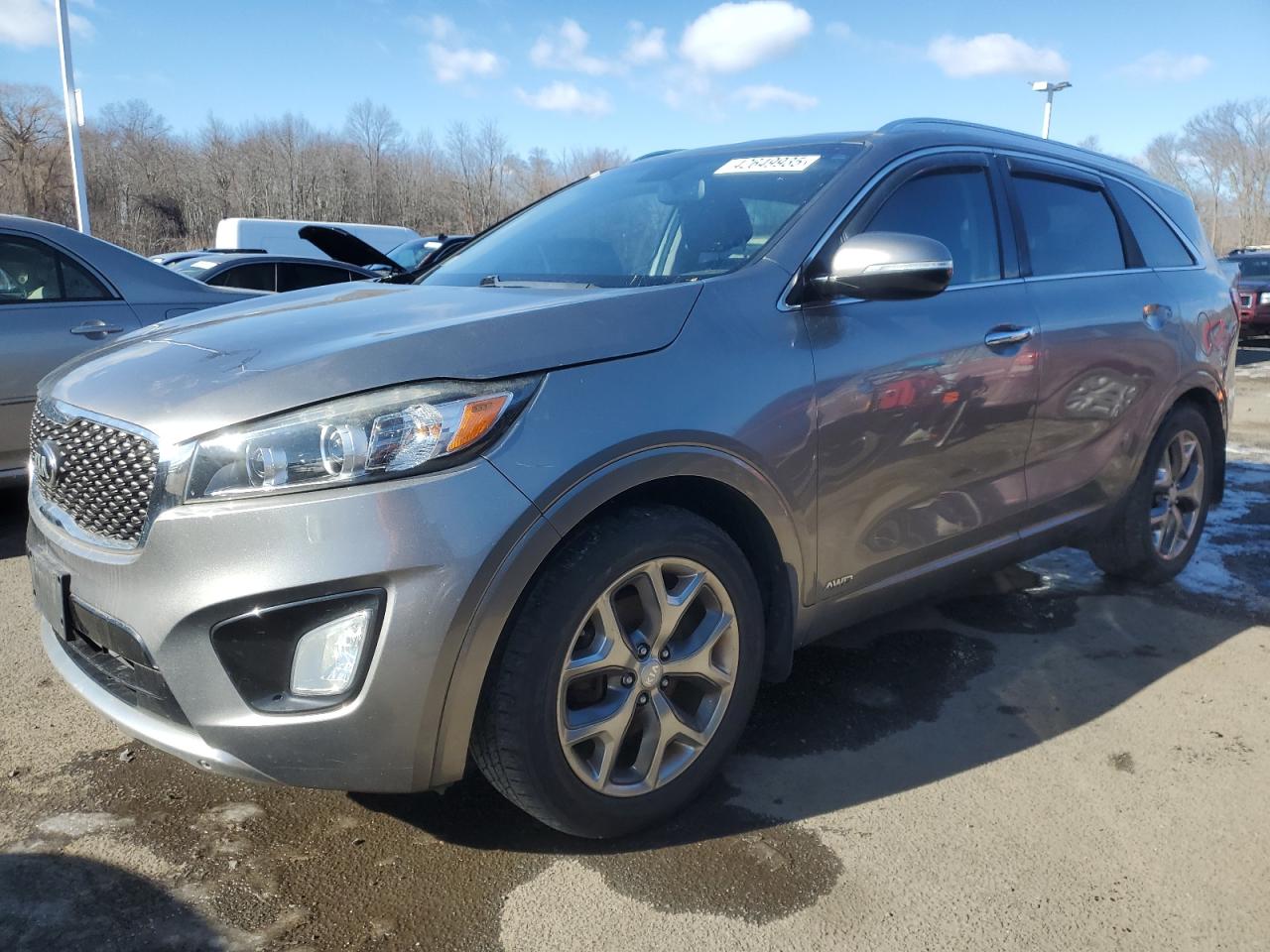  Salvage Kia Sorento