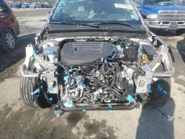 2024 VOLVO XC40 PLUS YV4L12UE4R2248259