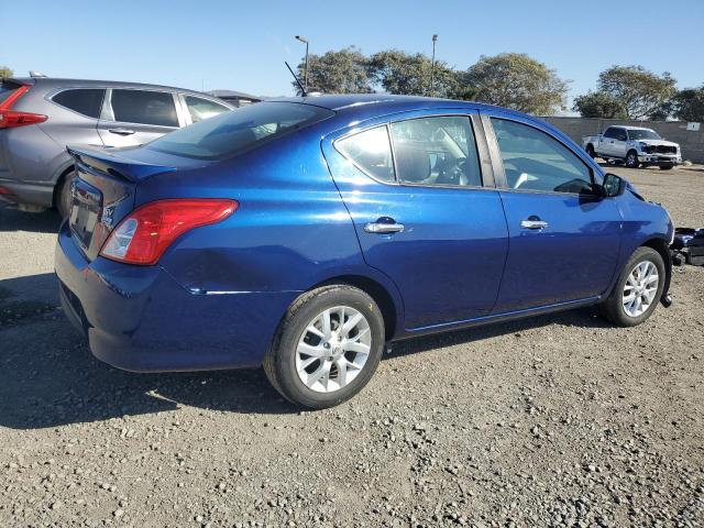 NISSAN VERSA S 2018 blue  gas 3N1CN7AP5JL815210 photo #4