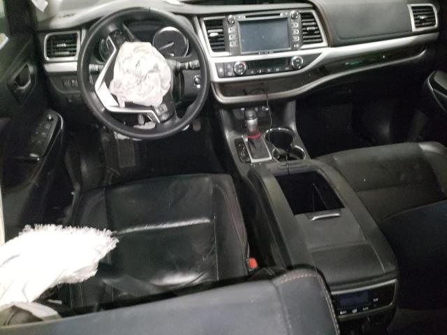 2019 TOYOTA HIGHLANDER - 5TDKZRFHXKS562617