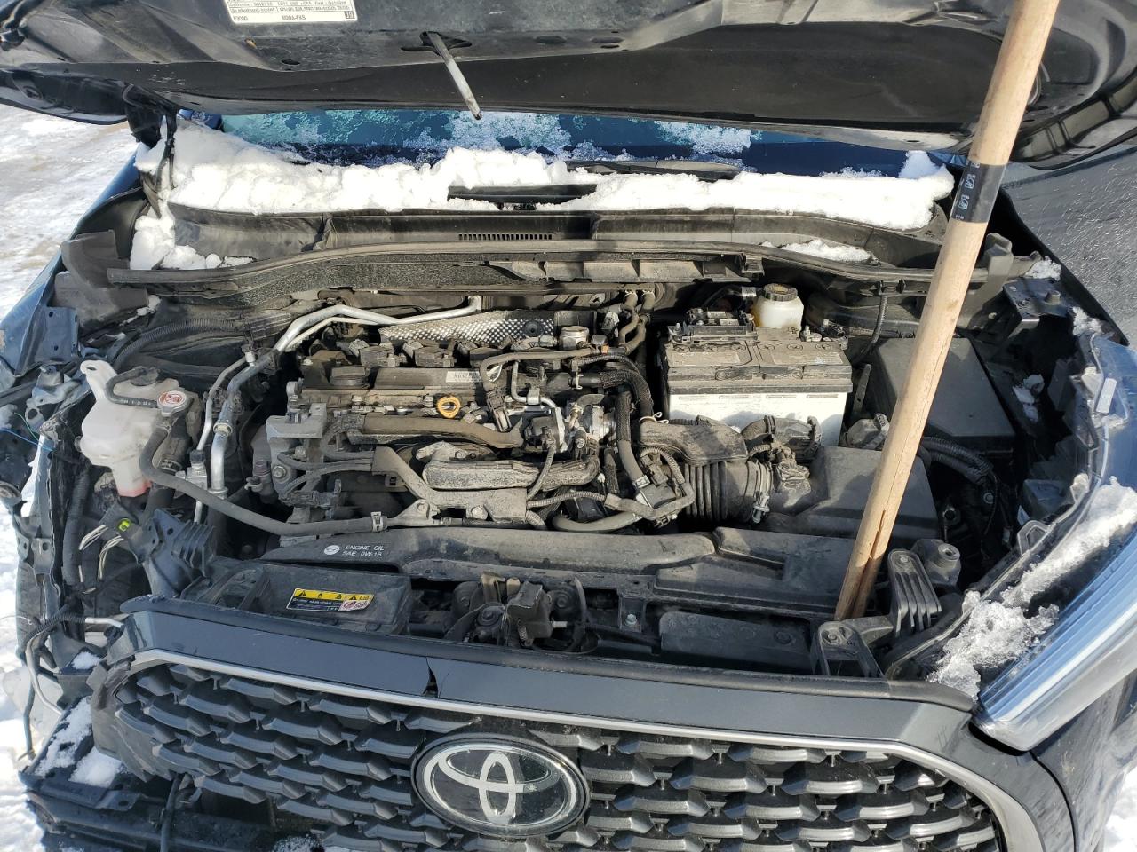 TOYOTA COROLLA CROSS XLE