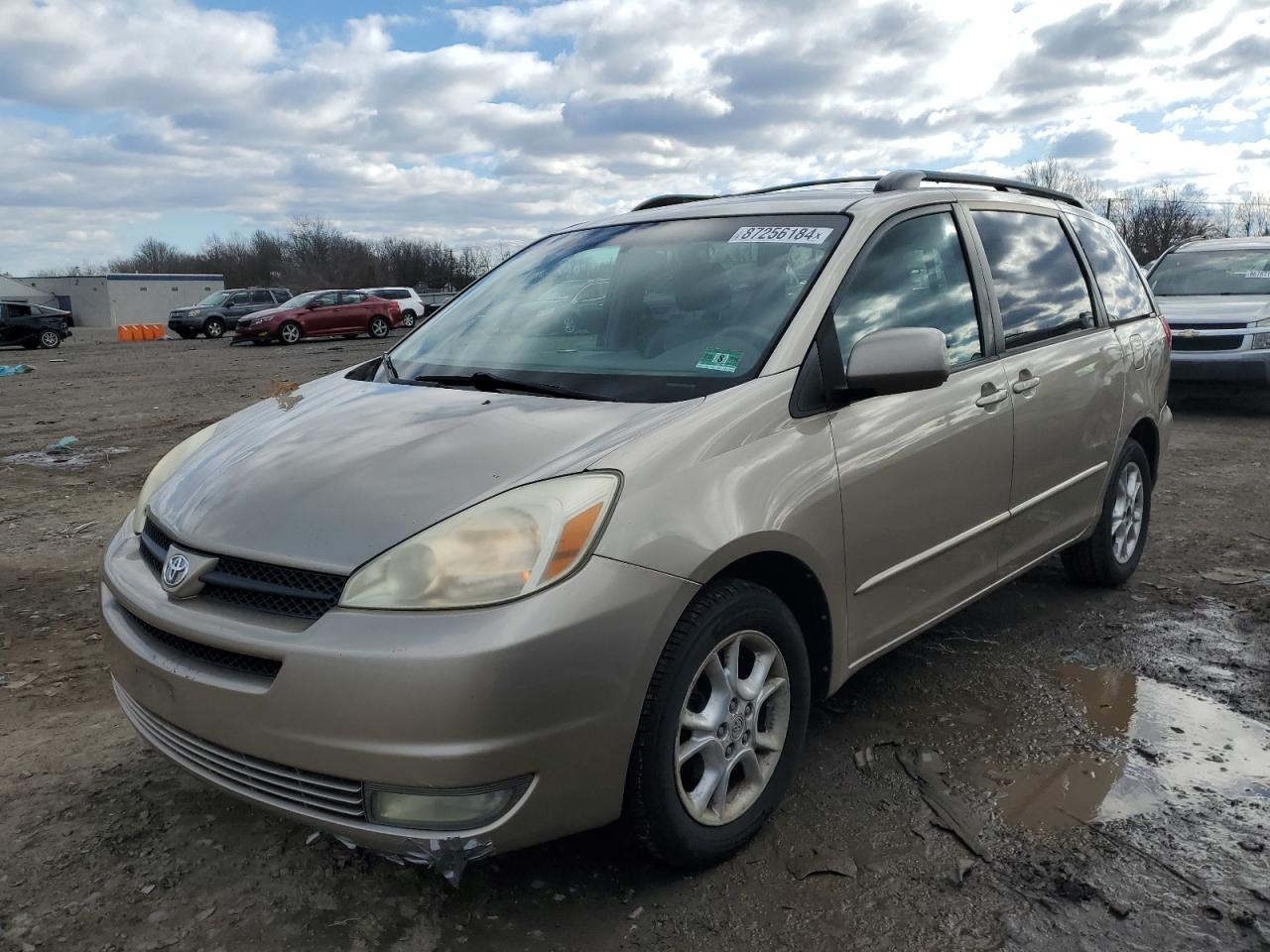  Salvage Toyota Sienna