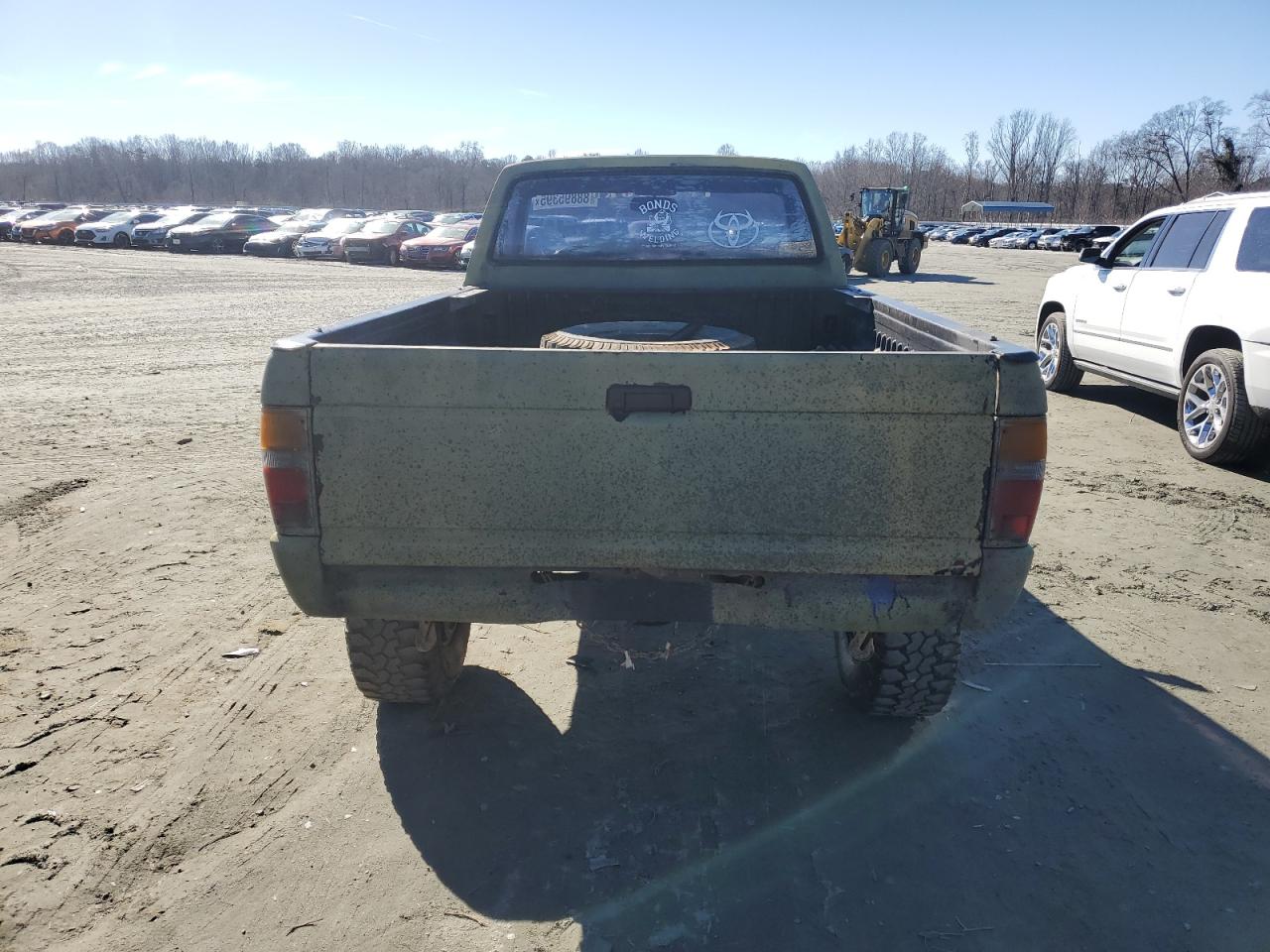 Lot #3056380405 1988 TOYOTA PICKUP RN6