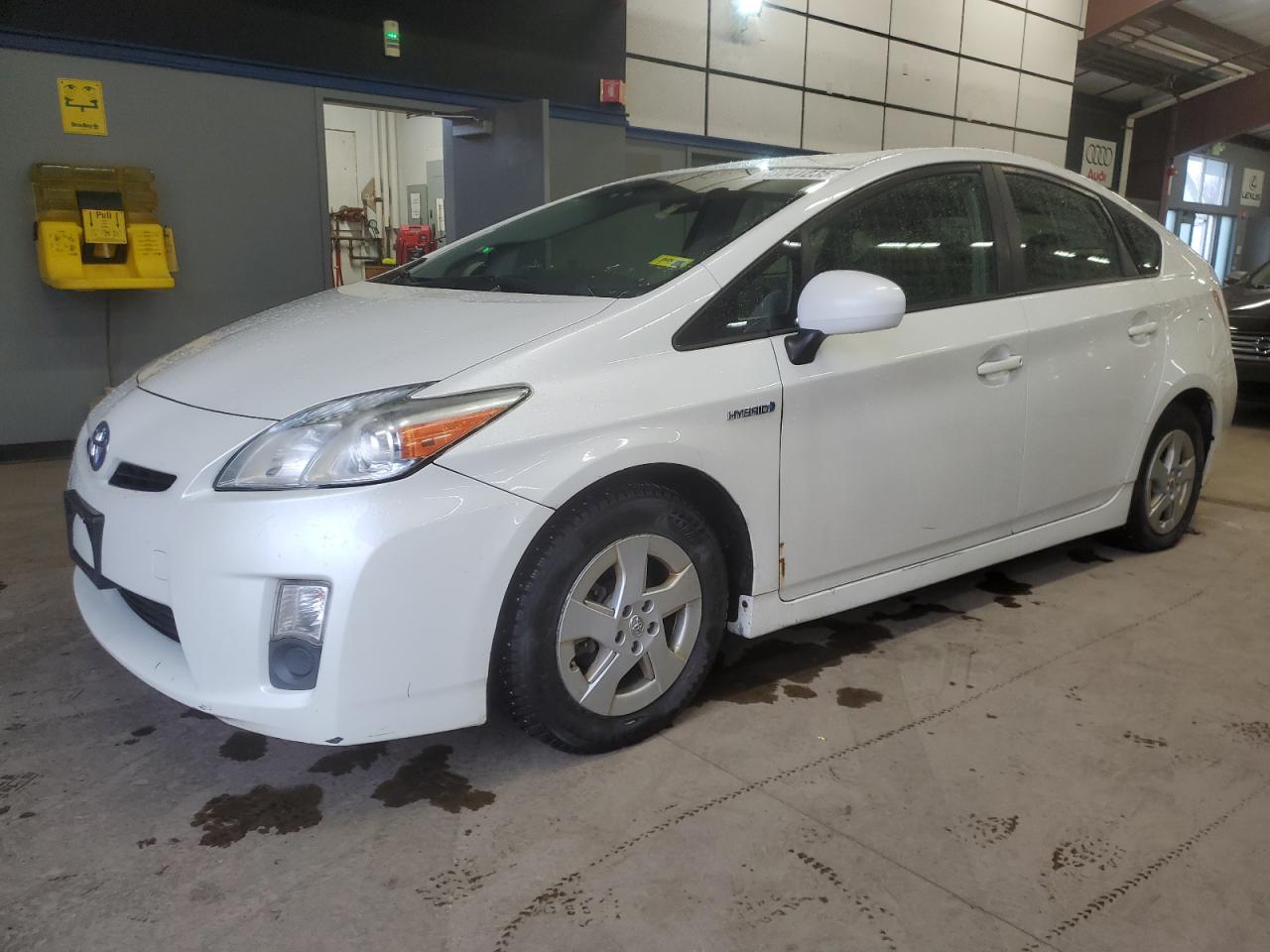  Salvage Toyota Prius