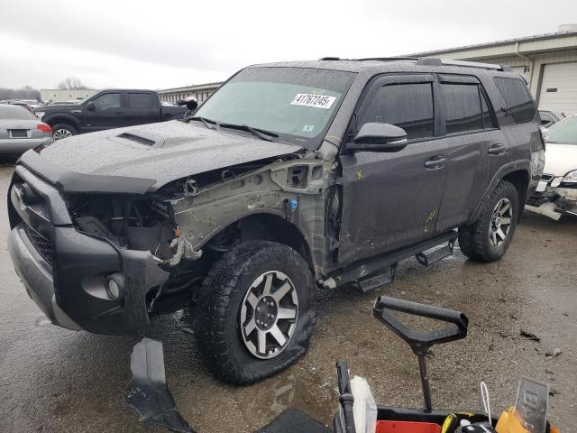2018 TOYOTA 4RUNNER SR - JTEBU5JR9J5598533