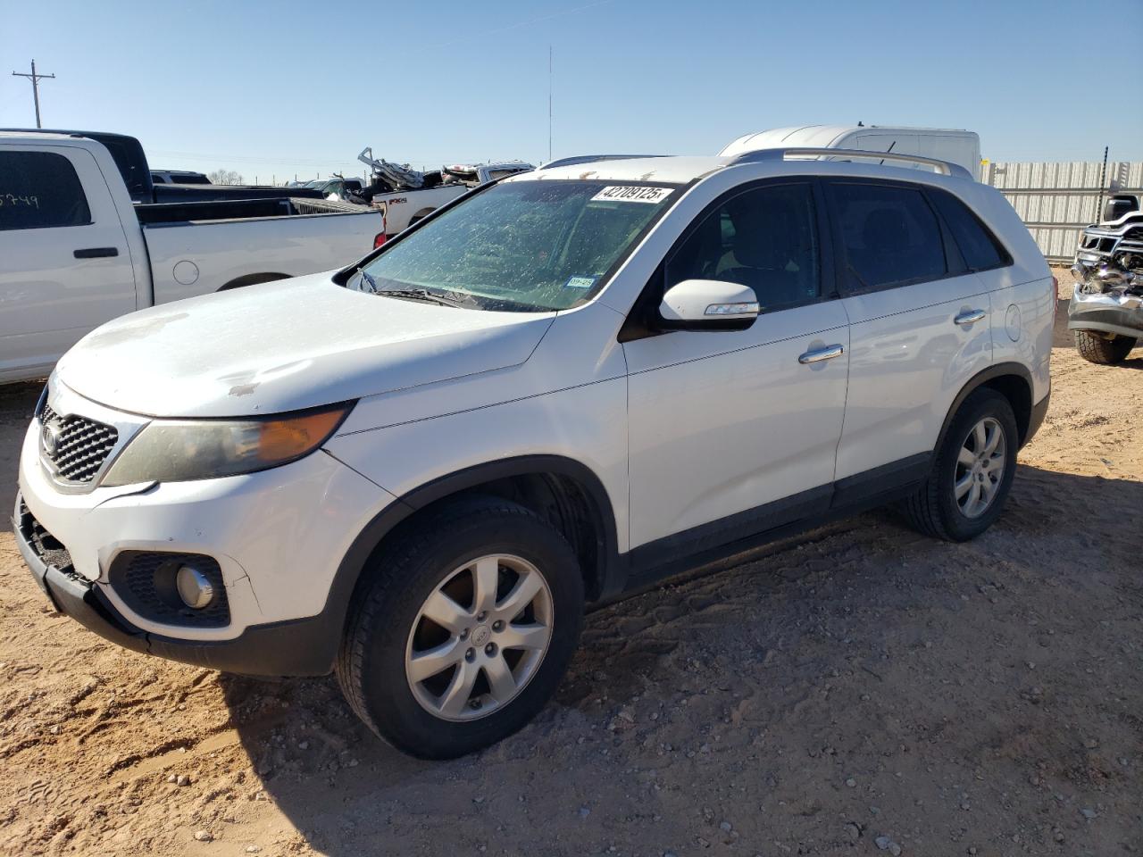  Salvage Kia Sorento