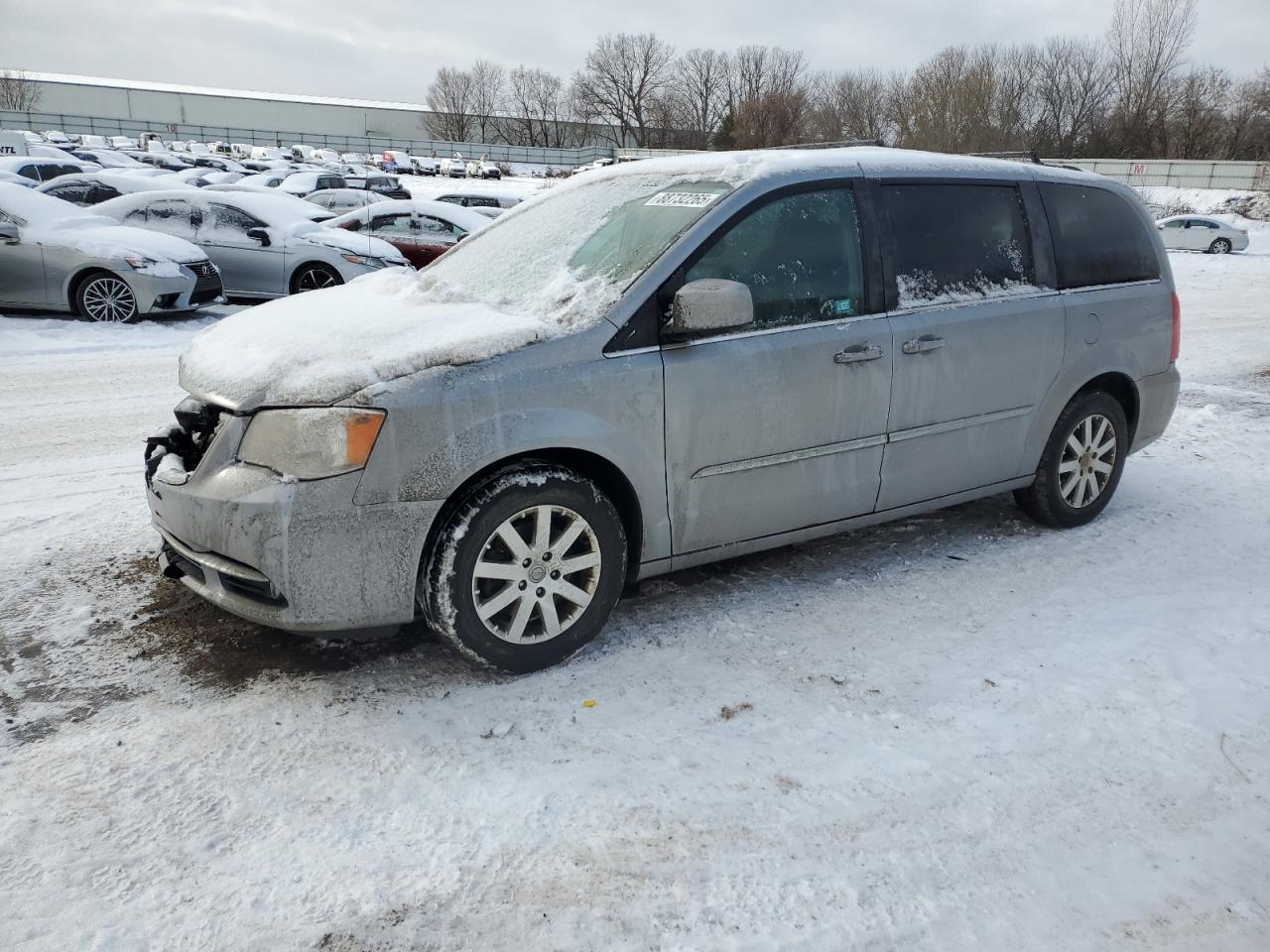  Salvage Chrysler Minivan