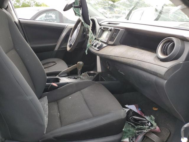 2018 TOYOTA RAV4 LE - JTMZFREV3JJ209758