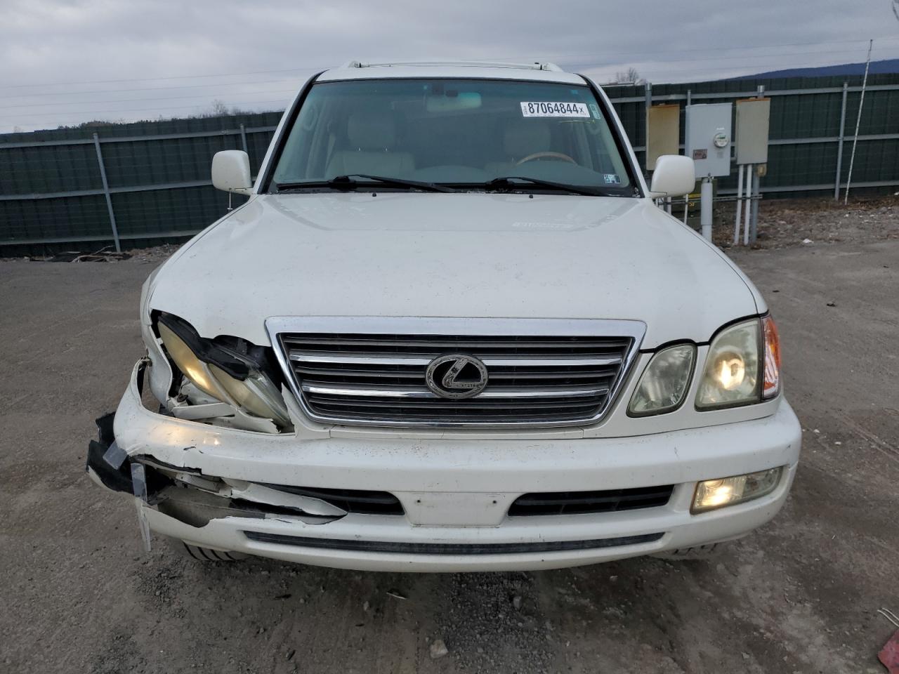 Lot #3045667648 2004 LEXUS LX 470