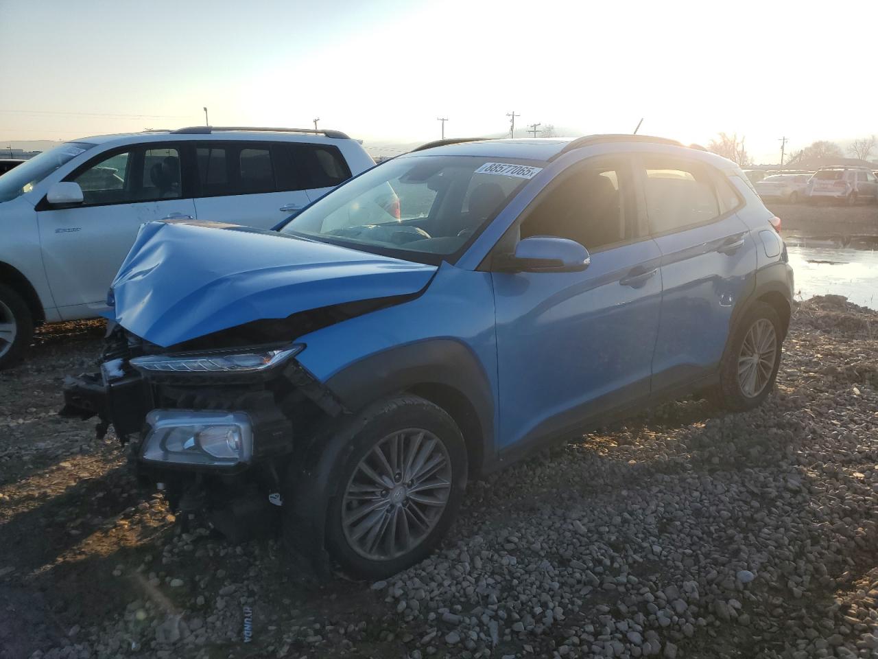  Salvage Hyundai KONA