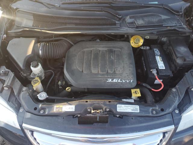 2016 CHRYSLER TOWN & COU - 2C4RC1BG3GR133060
