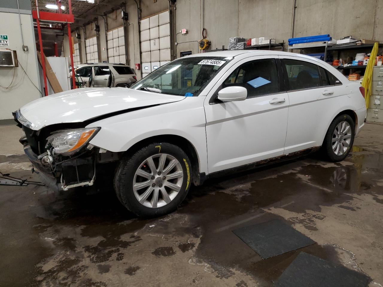  Salvage Chrysler 200