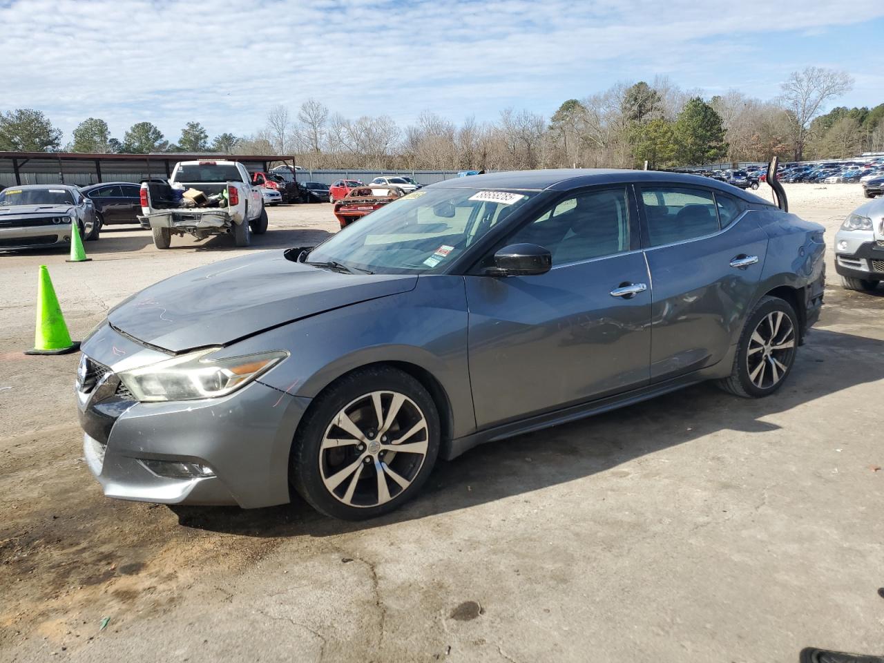  Salvage Nissan Maxima