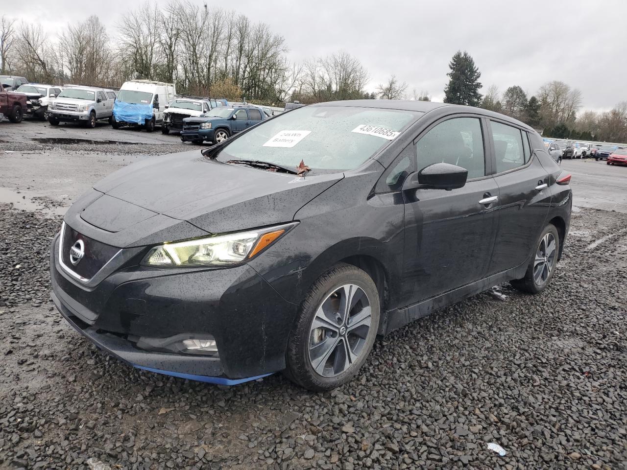  Salvage Nissan LEAF