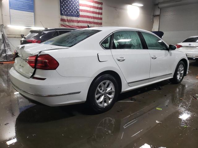 2016 VOLKSWAGEN PASSAT R-L - 1VWAT7A3XGC004625