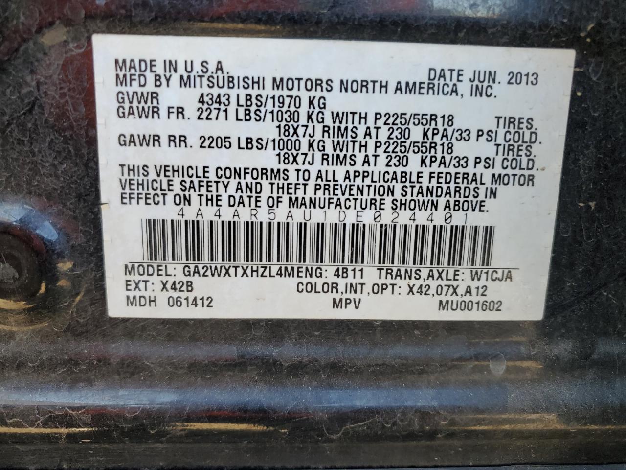 MITSUBISHI OUTLANDER LE