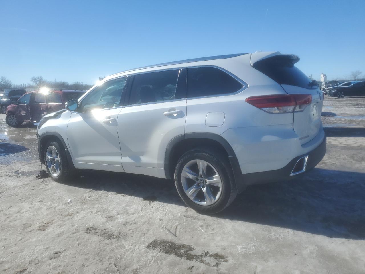 TOYOTA HIGHLANDER LIMITED