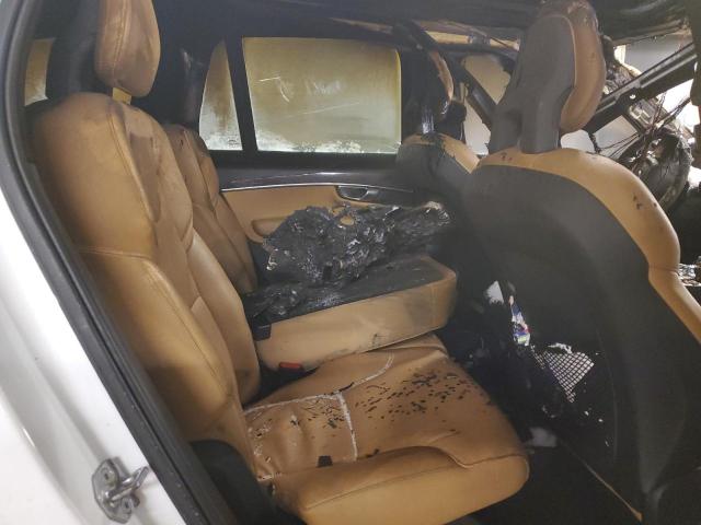 2016 VOLVO XC90 T6 - YV4A22PK0G1092603