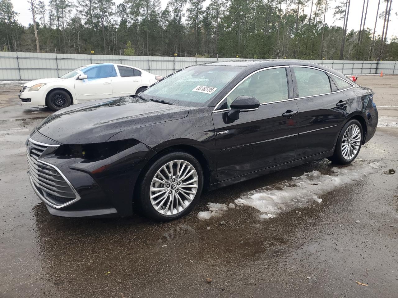  Salvage Toyota Avalon