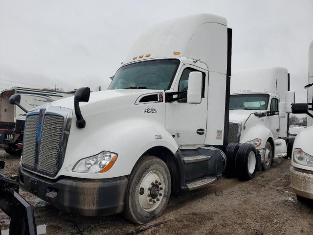 KENWORTH CONSTRUCTI 2016 white tractor diesel 1XKYA48X1GJ496587 photo #3