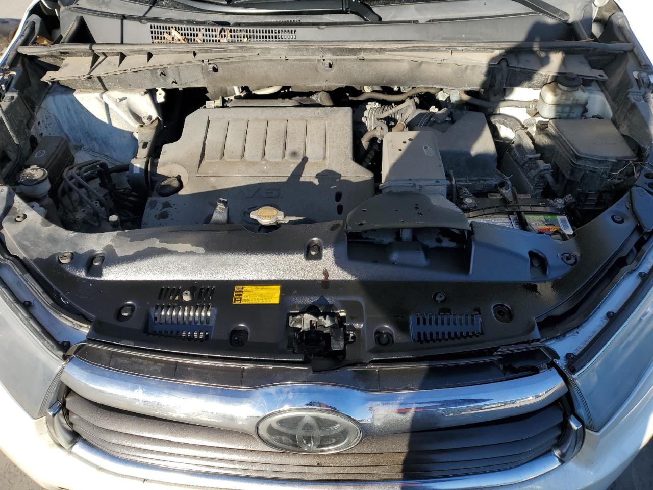 TOYOTA HIGHLANDER LIMITED