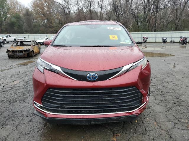 2023 TOYOTA SIENNA XLE 5TDJRKEC0PS178037