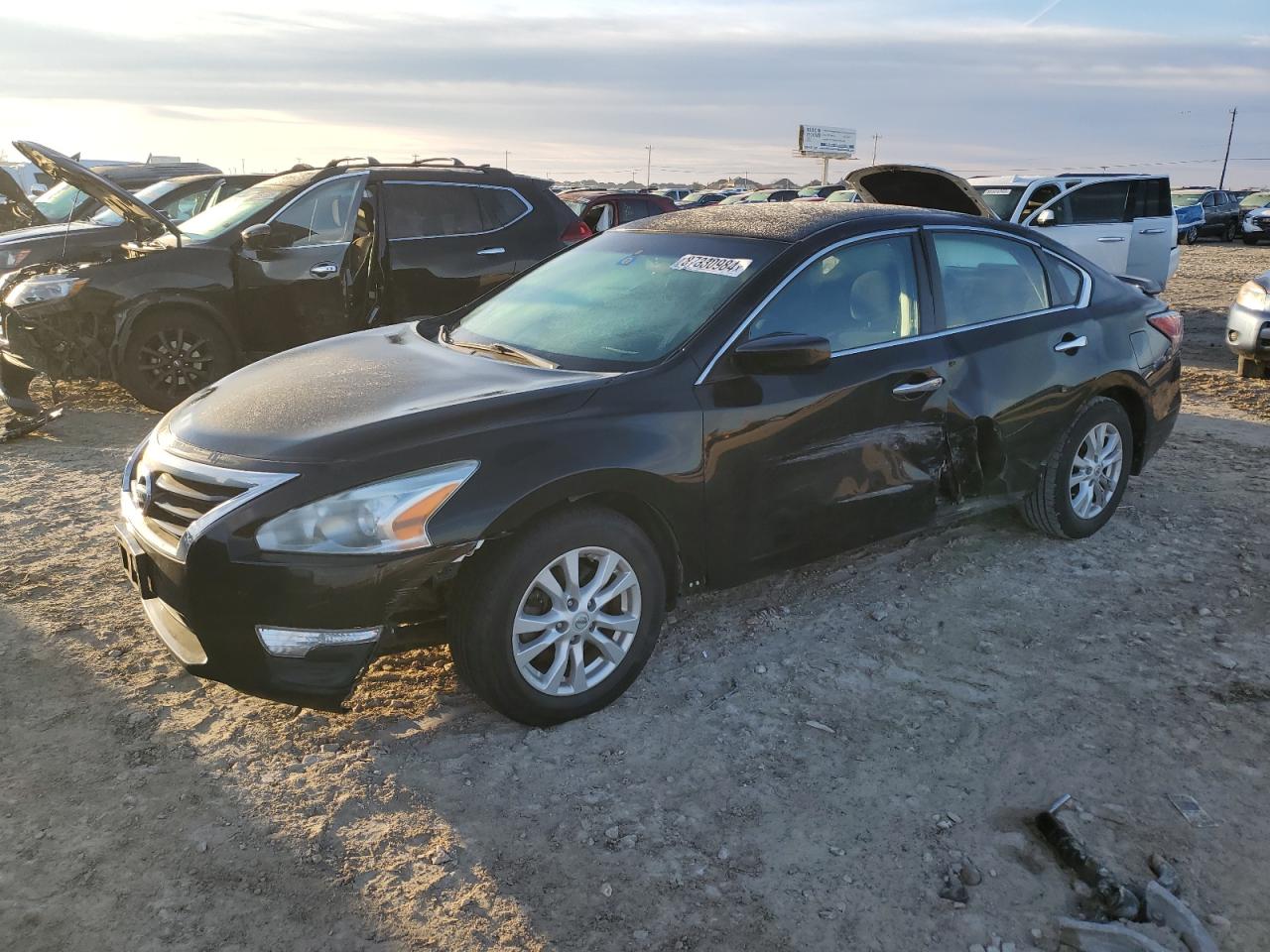  Salvage Nissan Altima