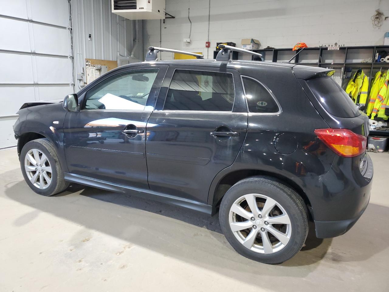 Lot #3055207974 2015 MITSUBISHI OUTLANDER