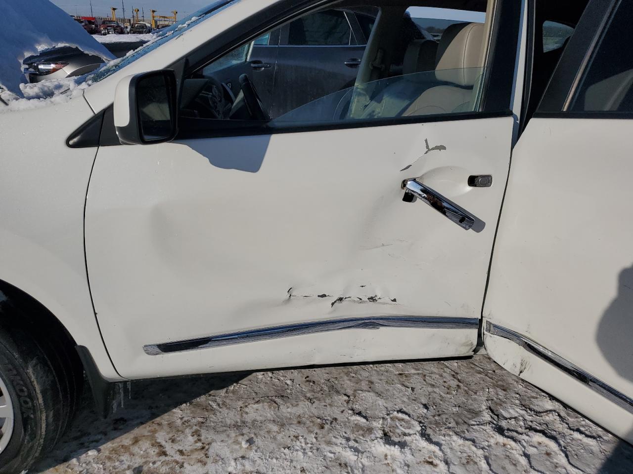 Nissan Rogue s 2012