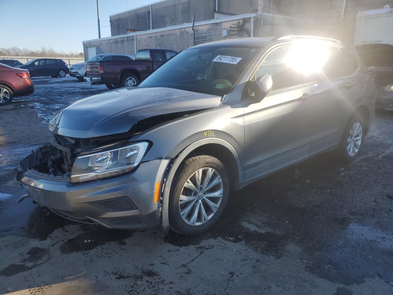 3VV0B7AX6JM044082 VOLKSWAGEN TIGUAN S 2018