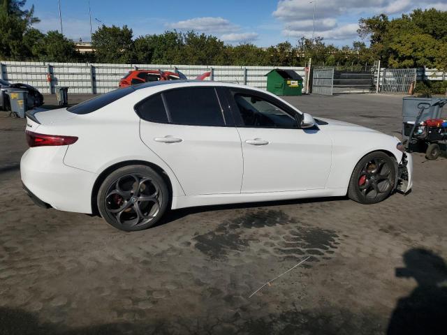 ALFA ROMEO GIULIA TI 2018 white  gas ZARFAECNXJ7580478 photo #4