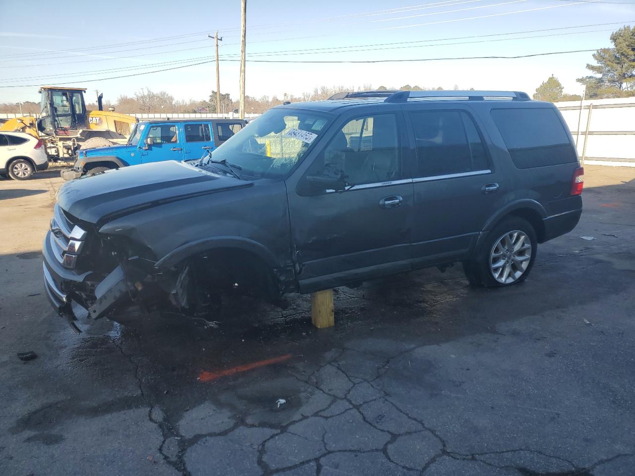  Salvage Ford Expedition