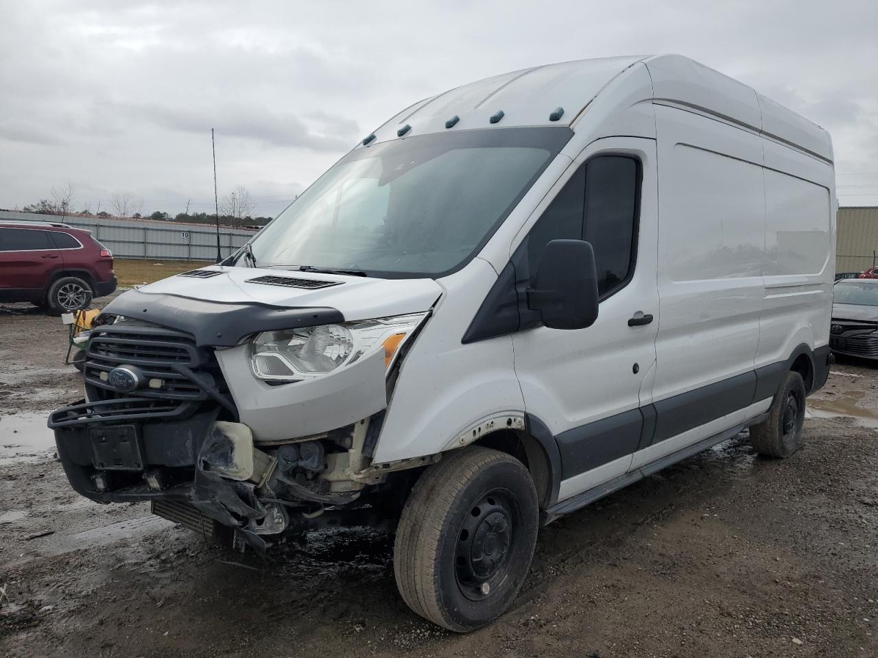  Salvage Ford Transit