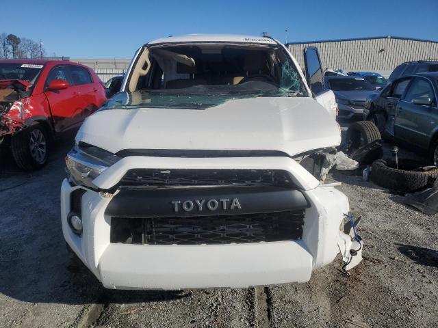 2018 TOYOTA 4RUNNER SR - JTEBU5JR7J5507159