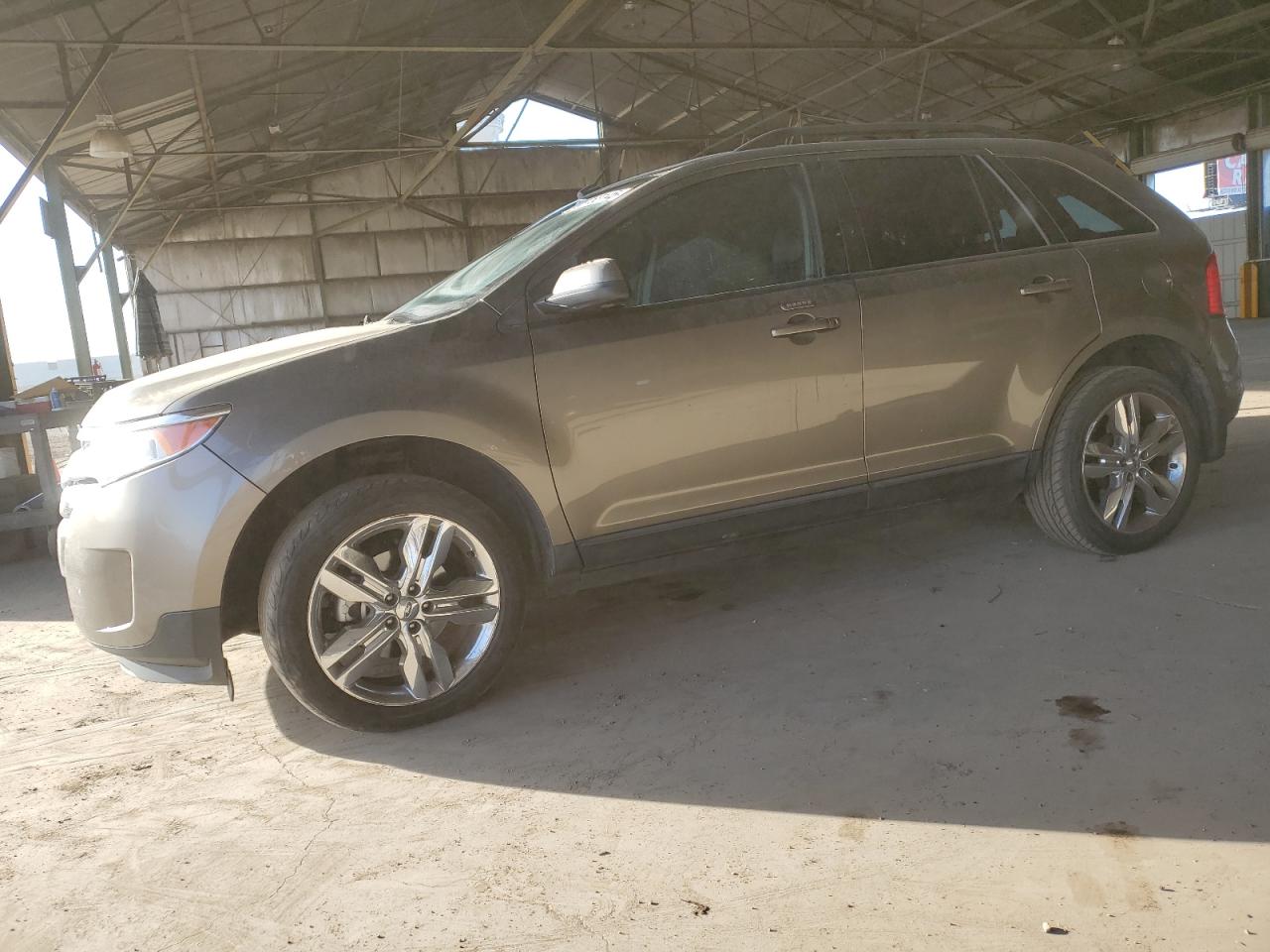  Salvage Ford Edge