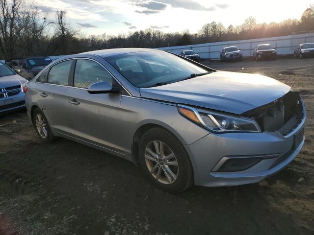 2017 HYUNDAI SONATA SE 5NPE24AF5HH525645