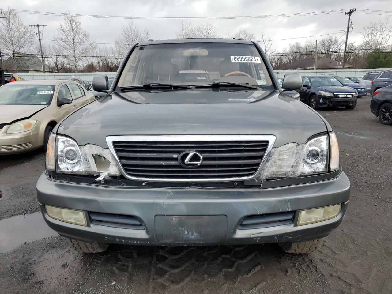 Lot #3044391861 2001 LEXUS LX 470