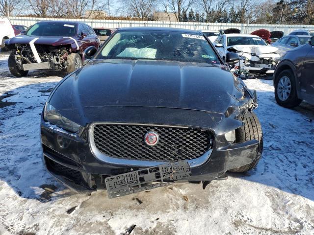 2019 JAGUAR XE SAJAS4FX7KCP52355
