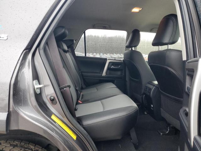 2019 TOYOTA 4RUNNER SR - JTEZU5JR1K5207892