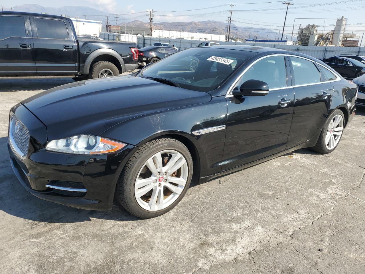  Salvage Jaguar XJ