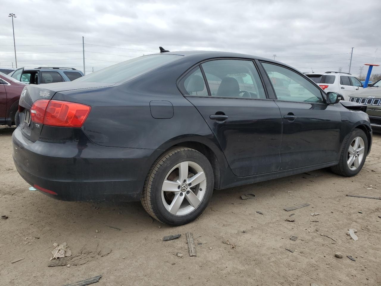 Lot #3051346693 2011 VOLKSWAGEN JETTA TDI