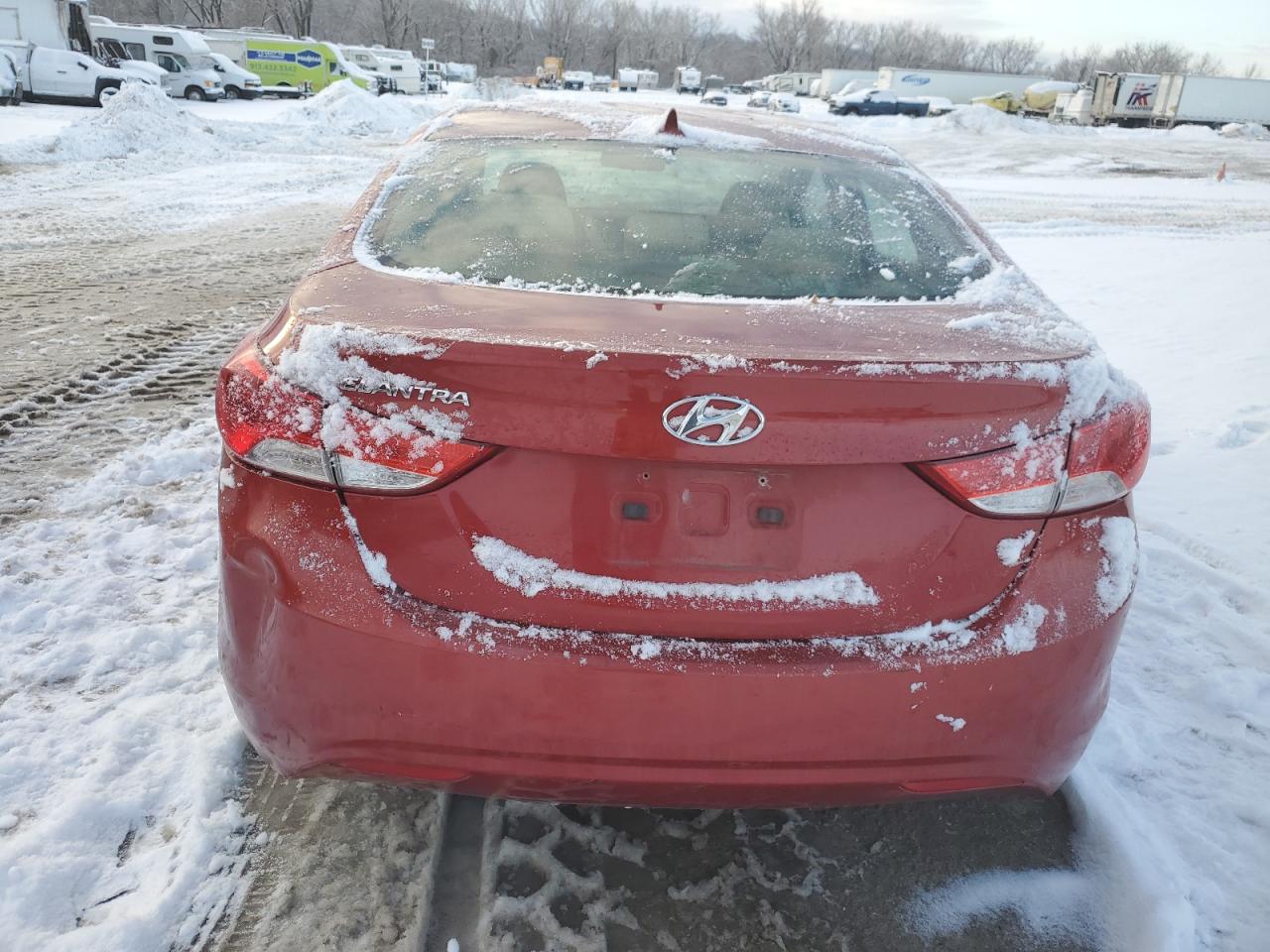 Lot #3055465111 2013 HYUNDAI ELANTRA GL