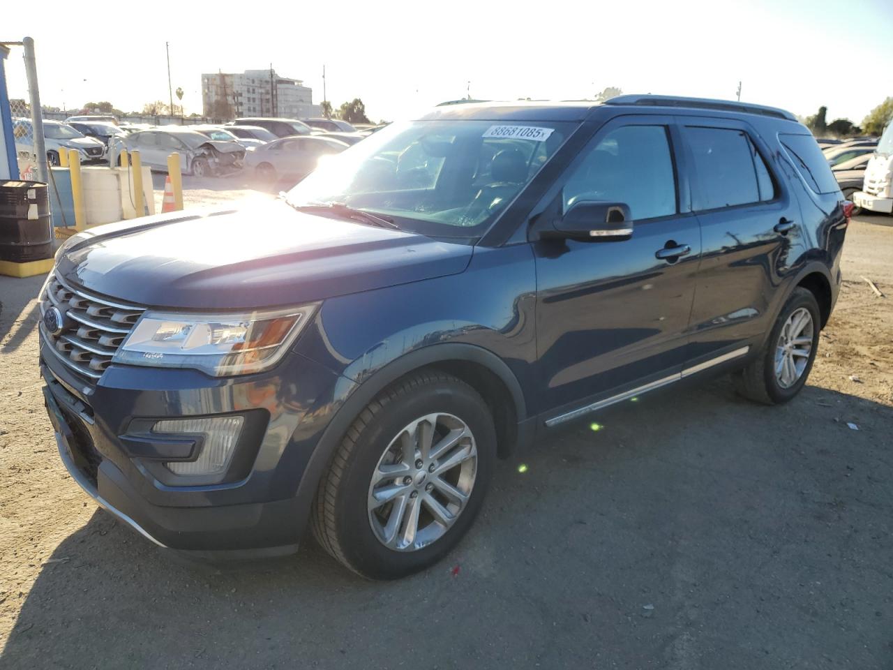  Salvage Ford Explorer