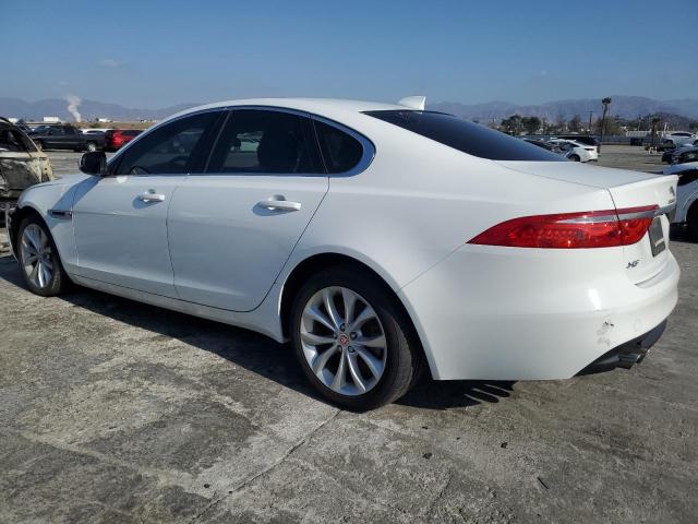 JAGUAR XF PREMIUM 2018 white  diesel SAJBD4FN3JCY57700 photo #3