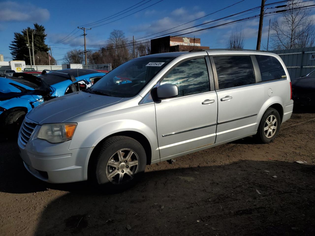  Salvage Chrysler Minivan