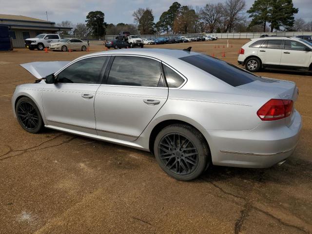 2015 VOLKSWAGEN PASSAT SE 1VWBV7A38FC073813