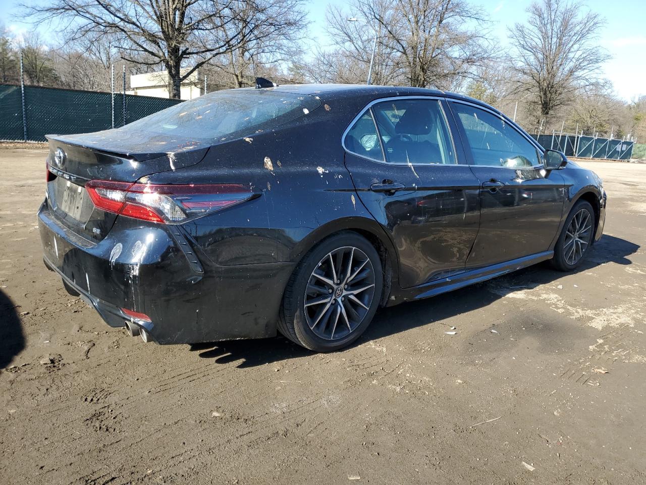 TOYOTA CAMRY SE NIGHT SHADE