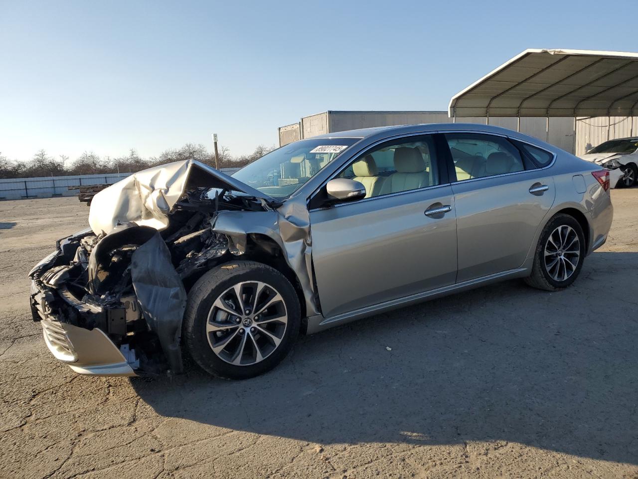  Salvage Toyota Avalon