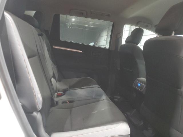 2017 TOYOTA HIGHLANDER - 5TDBZRFH0HS474555