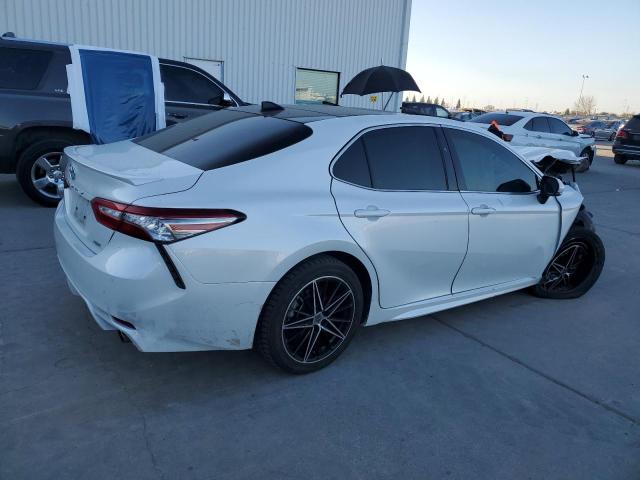 TOYOTA CAMRY XSE 2018 white  gas 4T1BZ1HK0JU014013 photo #4